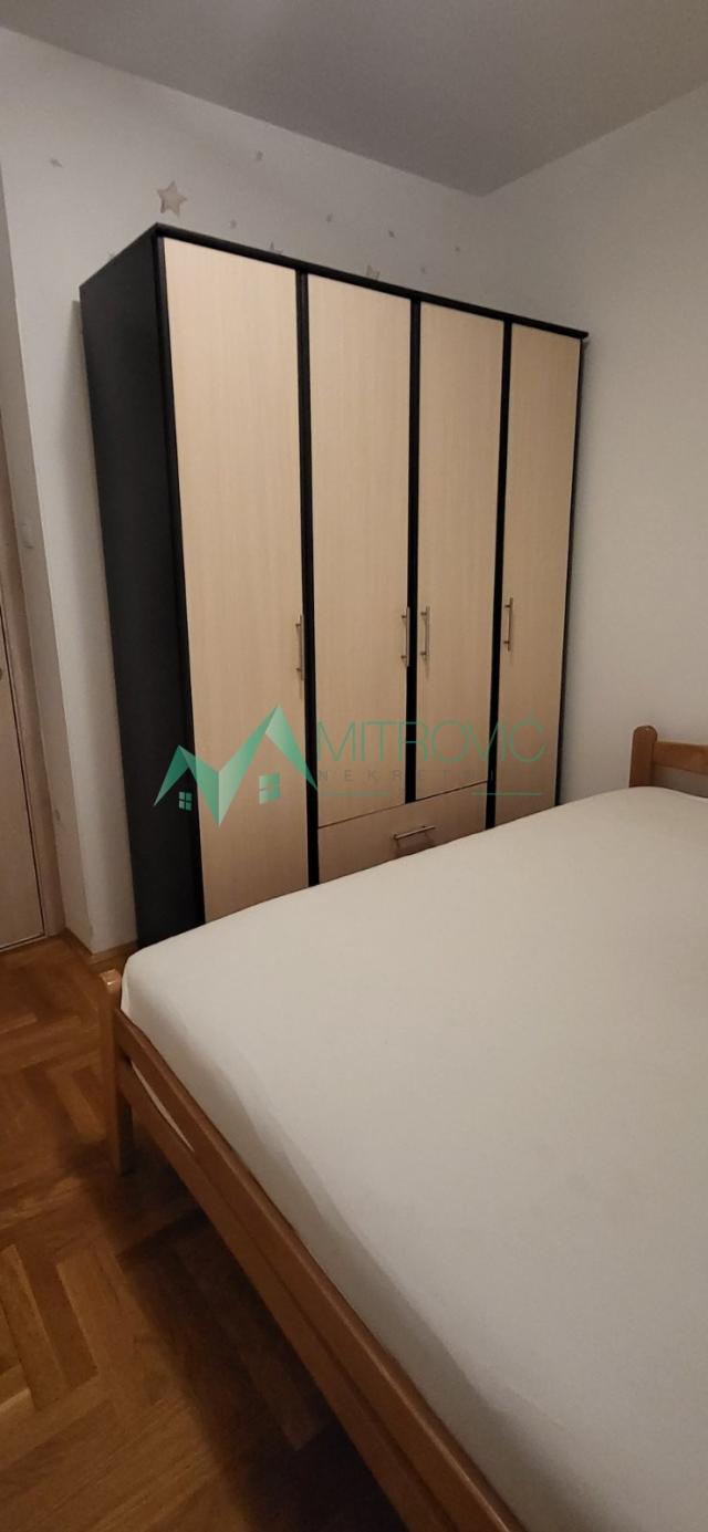 Izdavanje, Stan, 35m2 , Grbavica - Telep