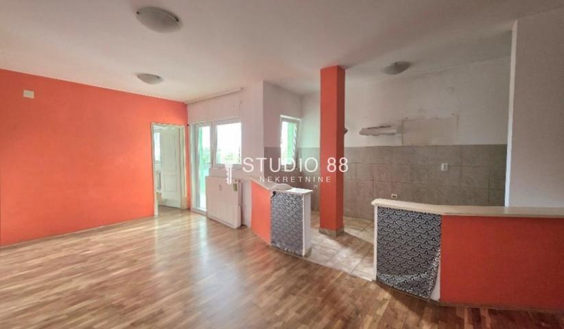 Prodaja, Stan, 753