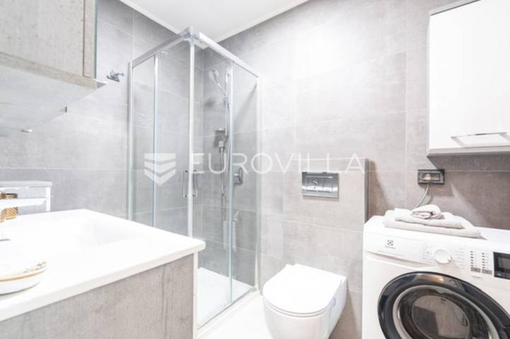 Rovinj, samostojeća vila centar Rovinja pogled more 400 m²