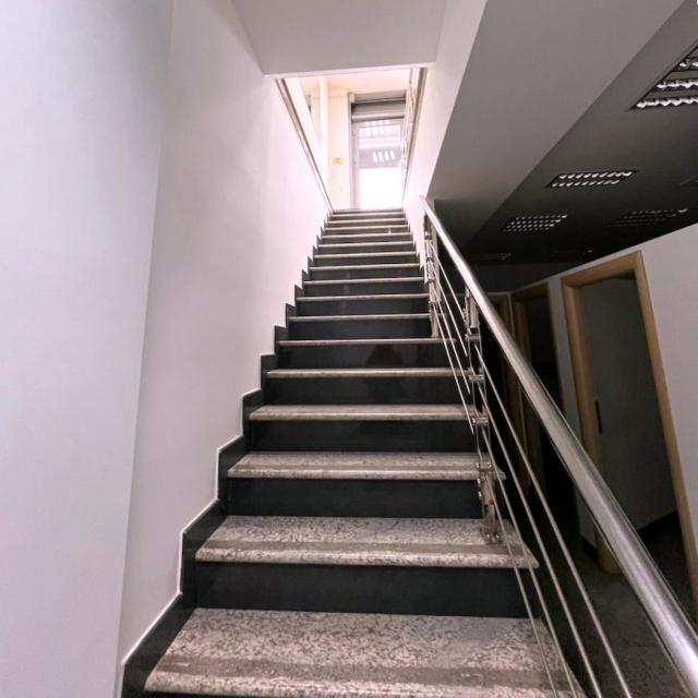Poslovni prostor, 84m2, Preko Morače, Podgorica
