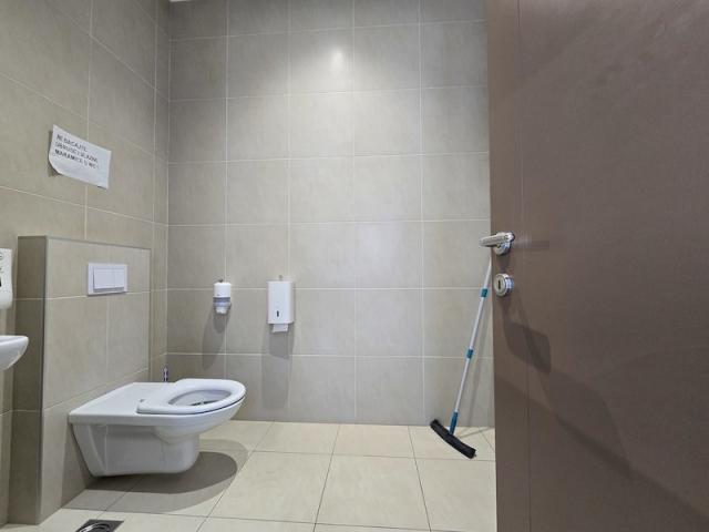 Poslovni prostor, 370m2, Blok 9, Podgorica
