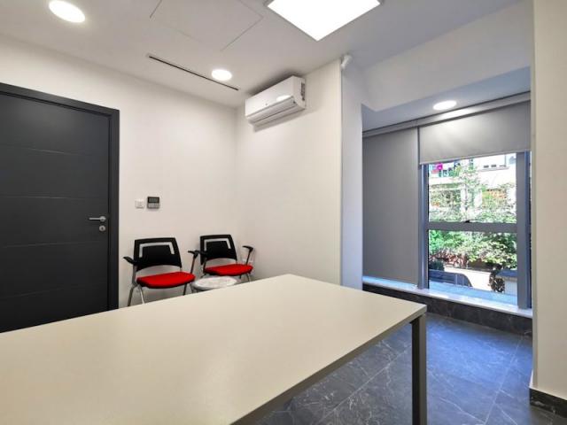 Poslovni prostor, 77m2, Centar, Podgorica