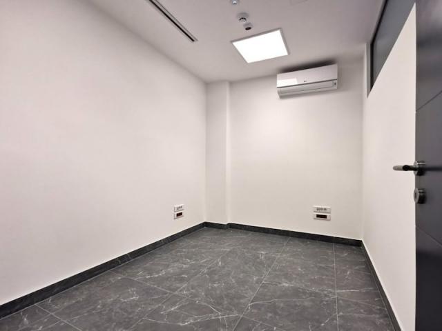 Poslovni prostor, 77m2, Centar, Podgorica