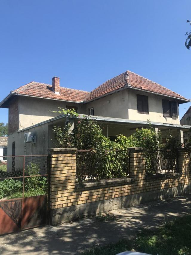 Debeljača kuća na prodaju