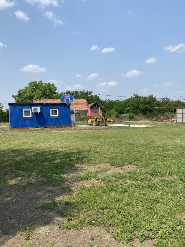 Crepaja građevinski plac na prodaju