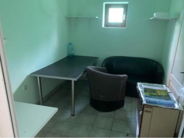 Uzdin, lokal na izdavanje