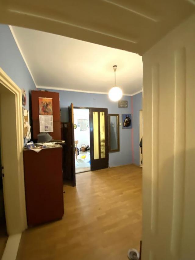 Crepaja kuća sa placem na prodaju