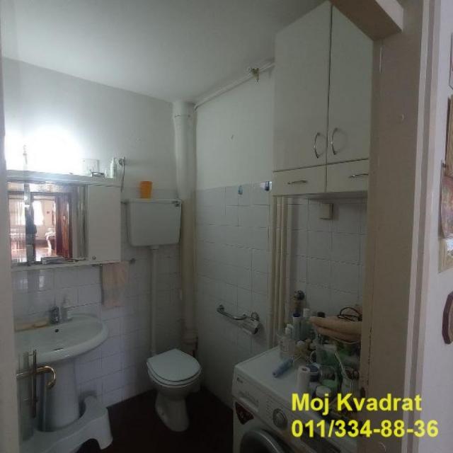Čukarica, Žarkovo - Trgovačka, 101m2