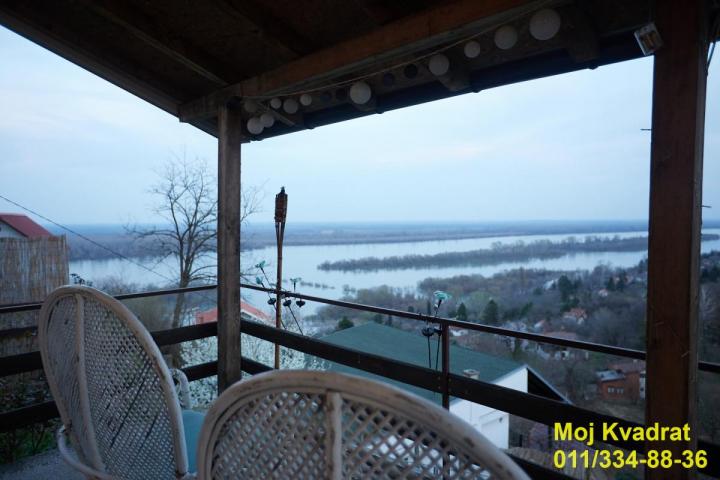Inđija, Stari Slankamen - Hilandarska, 240m2 - KUCA SA POGLEDOM NA DUNAV