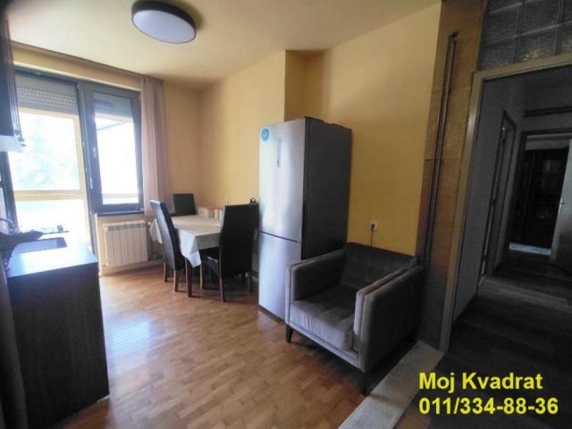 Zvezdara, Gradska bolnica - Čingrijina, 104m2
