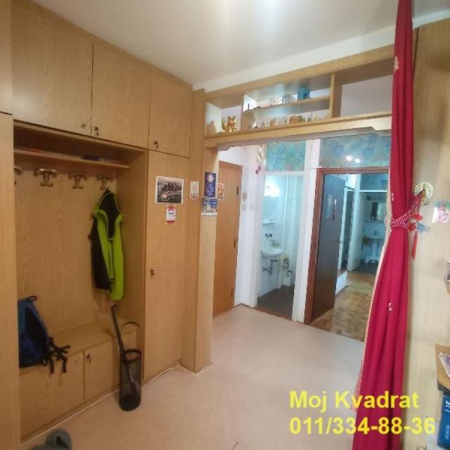 Čukarica, Žarkovo - Trgovačka, 101m2