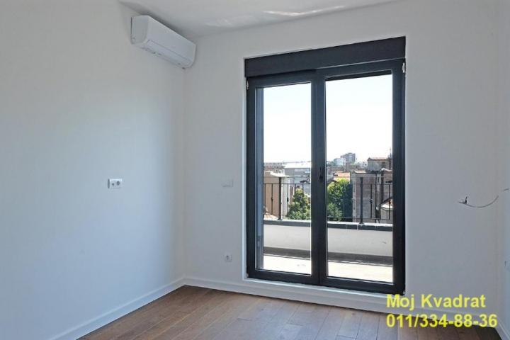 Zvezdara, Vukov spomenik - Luke Vukalovića, 92m2