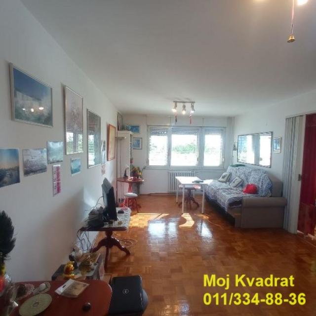 Čukarica, Žarkovo - Trgovačka, 101m2