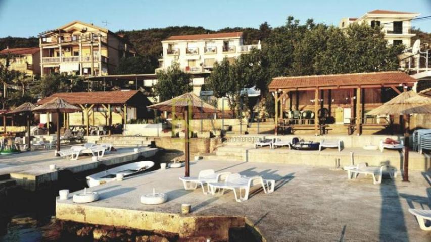 PRODAJA – VILA SA APARTMANIMA ĐURAŠEVIĆI, TIVAT