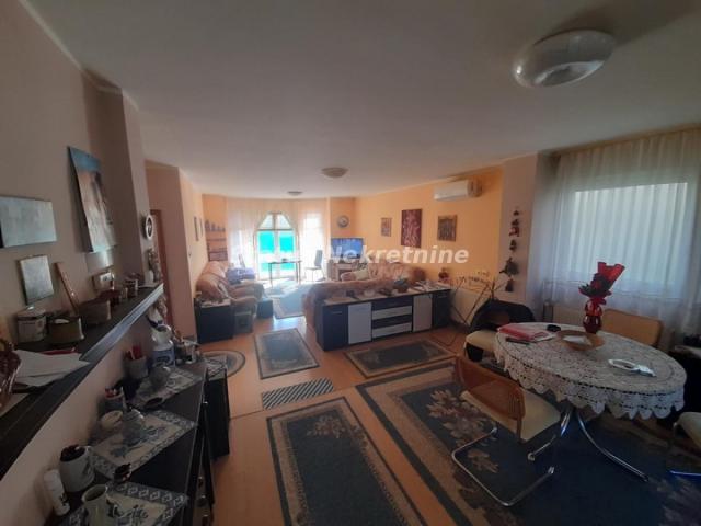 Futog-Uknjižena Porodična kuća 166 m2 bliže Novom Sadu-065/385 8880