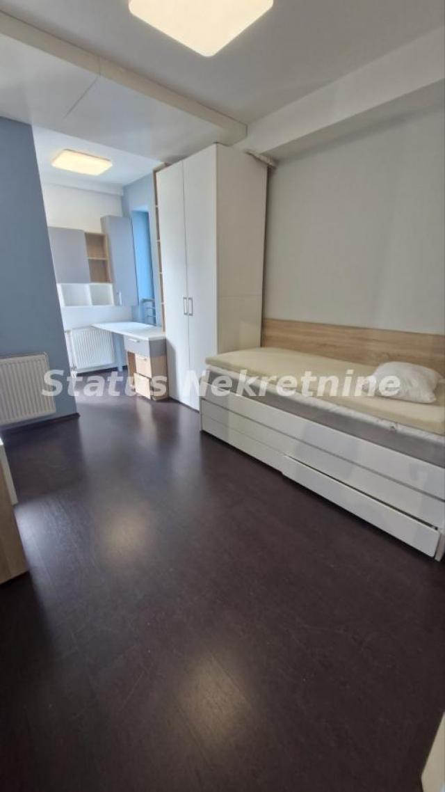 LUX stan-Stari grad 065 385 88 86