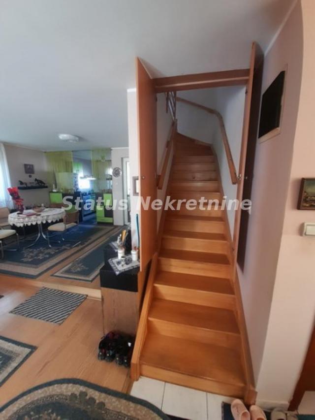 Futog-Uknjižena Porodična kuća 166 m2 bliže Novom Sadu-065/385 8880