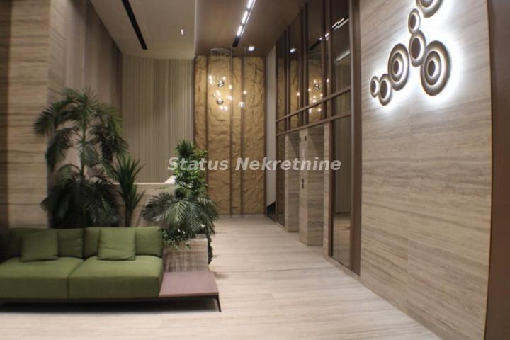 Četvorosoban stan, 101 m², Stari Grad, Novi Sad, 4. sprat