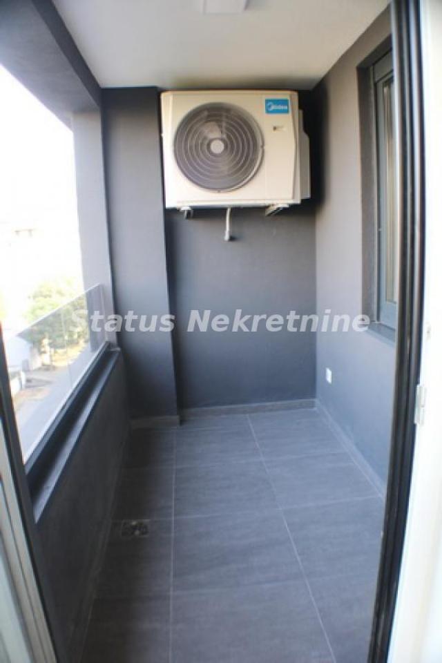 Četvorosoban stan, 101 m², Stari Grad, Novi Sad, 4. sprat