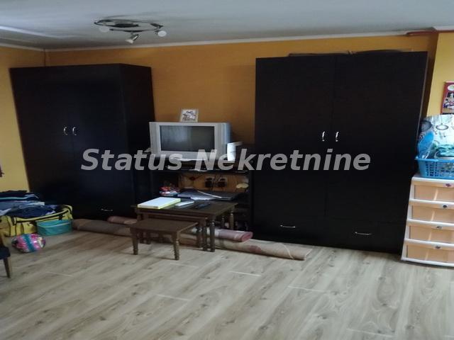 Novi Sad-Uknjižena kuća sa Radionicom i Poslovnim prostorom na glavnom putu- 065/385-8880