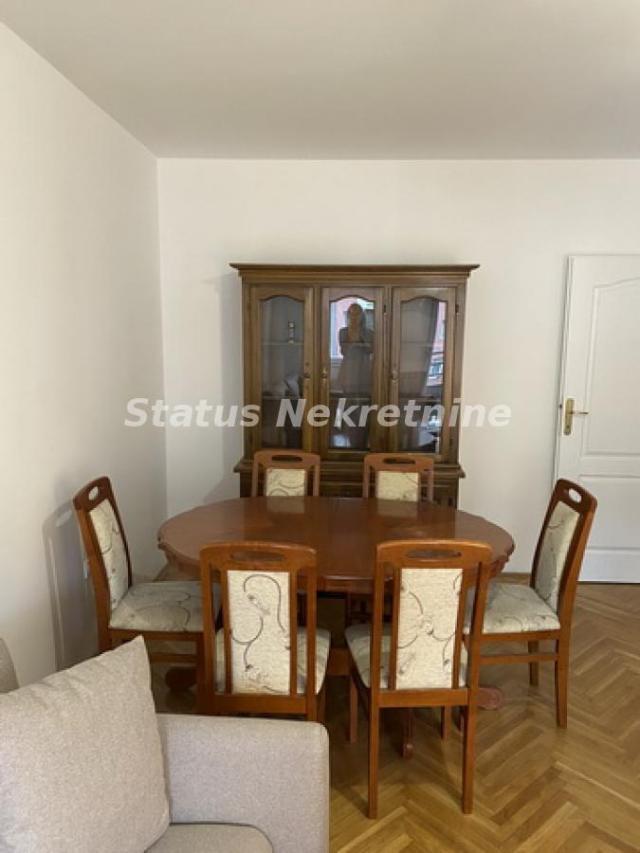 Nova Detelinara-Useljiv Namešten Trosoban stan 75 m2 sa Parkingom-Zakupnina 650e-065/385 8880
