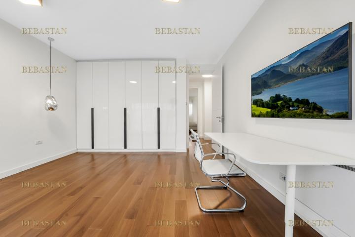 Lux 4. 0 / novogradnja /garaza/ VRACAR / HRAM