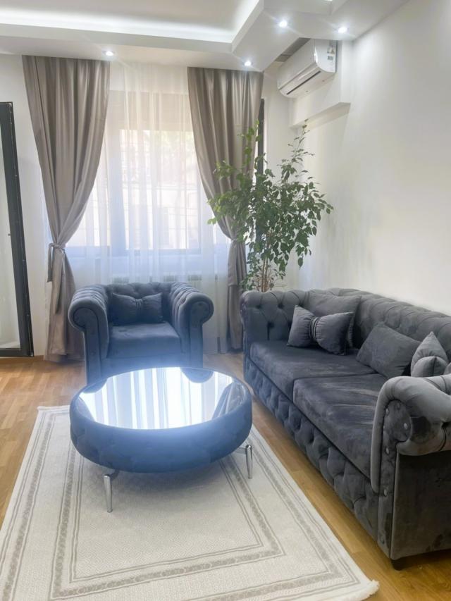 Banovo brdo, Karpoševa, 41m2, 1/6, lux, novogradnja