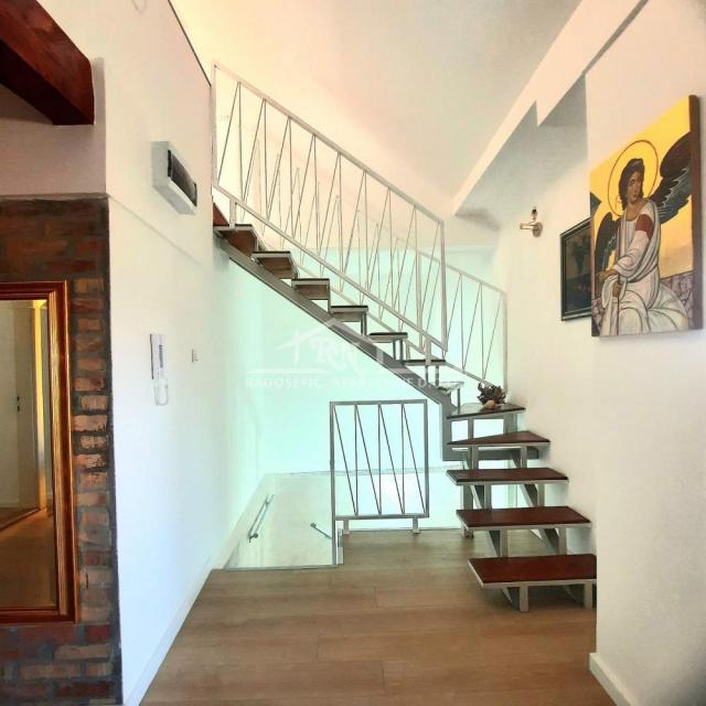 Golf naselje, Beogradskog bataljona, 102m2+35m2 galerija, lux ID#1559