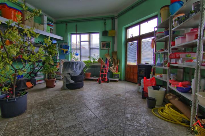 NOVI SAD - ADICE - KUćA - 284 m2 - 541,150€