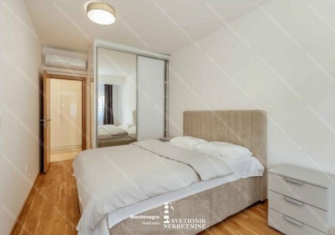 Luksuzan stan u kompleksu sa bazenom – Baosici, Herceg Novi