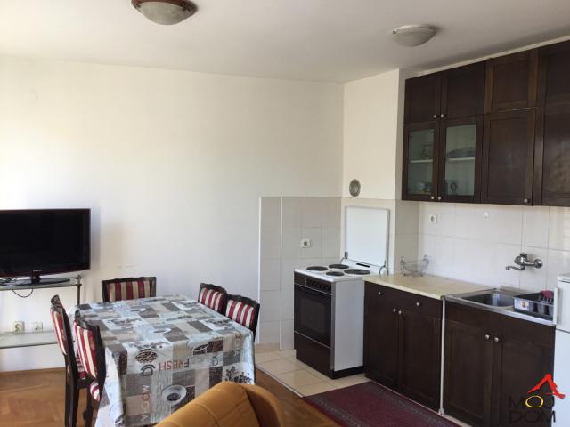NOVI SAD - PODBARA - IZDAVANJE NEKRETNINA - 47 m2 - 400€