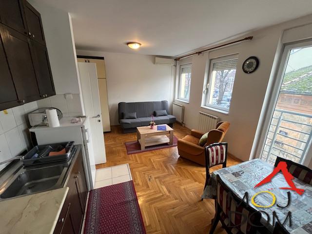 NOVI SAD - PODBARA - IZDAVANJE NEKRETNINA - 47 m2 - 400€
