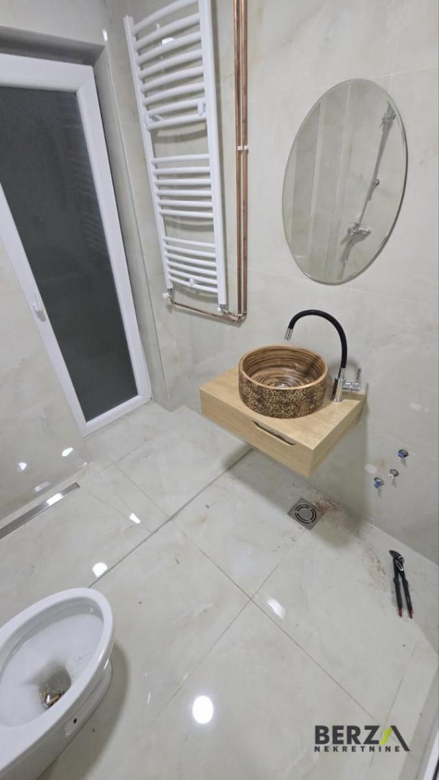  ODLIČAN JEDNOIPOSOBAN PET FRIENDLY STAN U PETROVARADINU