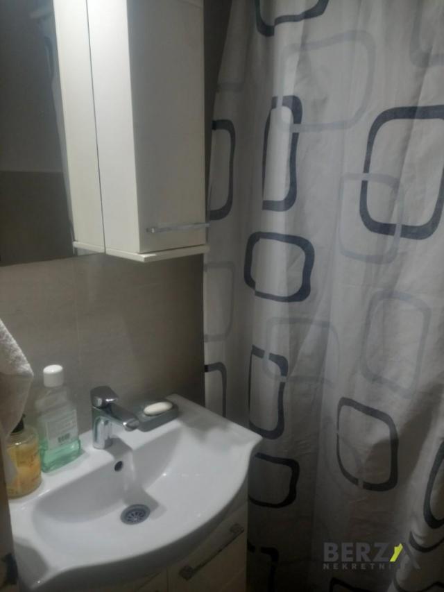  PET-FRIENDLY GARSONJERA NA KEJU SA URAČUNATIM TROŠKOVIMA