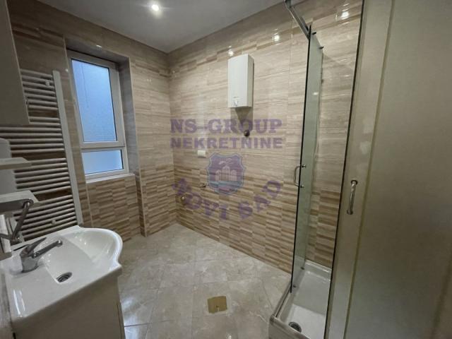 Na prodaju kompletno renovirana zgrada u samom centru Novog Sada