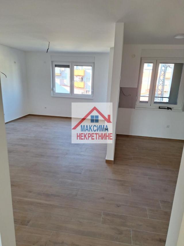 Prodaja, Stan, 81m2 , Adice