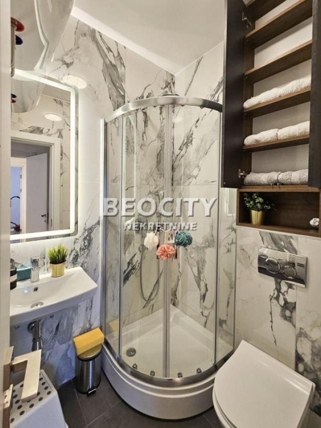 Voždovac, Lekino brdo, , 3.0, 74m2, 1300EUR
