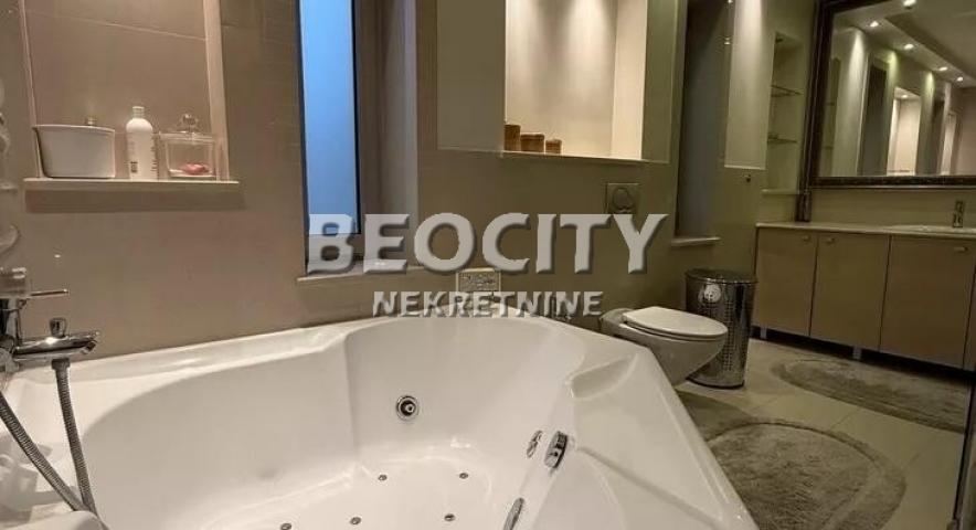 Čukarica, Julino brdo, Poručnika Spasića i Mašere, 7.0, 330m2, 2900EUR