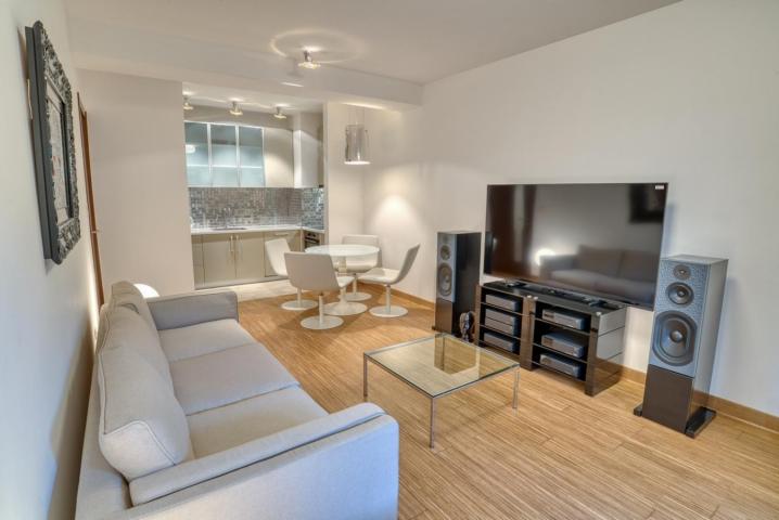 Podgorica, Gorica - two-bedroom luxury apartment with parking space