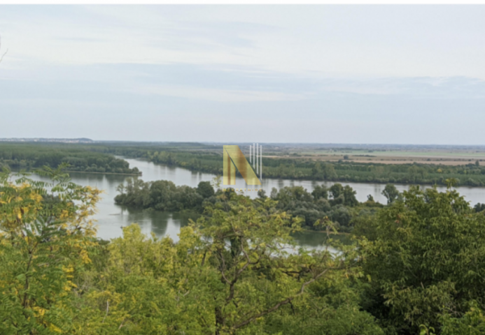 Inđija – Slankamen | Plac sa spektakularnim panoramskim pogledom