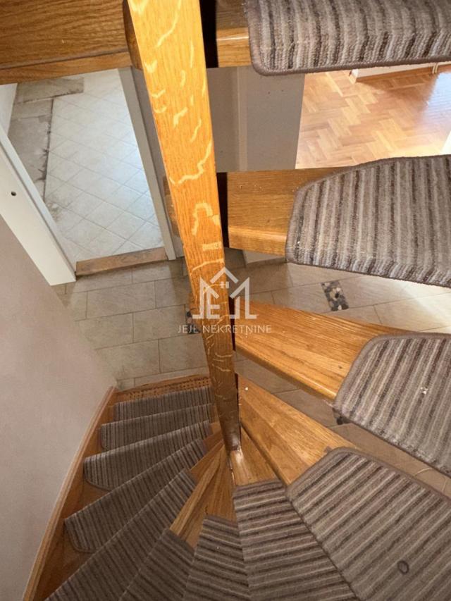 Odličan dupleks na atraktivnoj lokaciji – Mičurinova ulica, Novi Sad