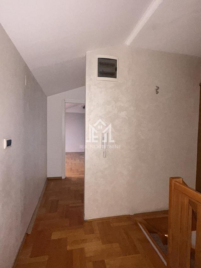 Odličan dupleks na atraktivnoj lokaciji – Mičurinova ulica, Novi Sad