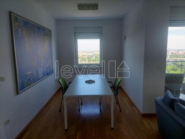 SREMSKA KAMENICA - CENTAR - 152.00 m2