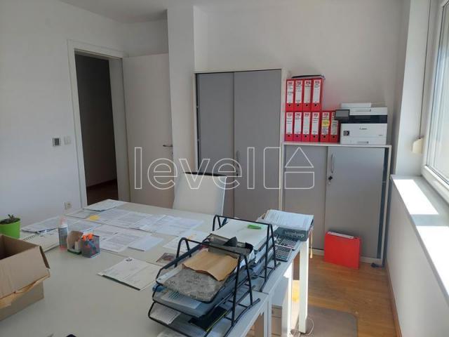 SREMSKA KAMENICA - CENTAR - 152.00 m2