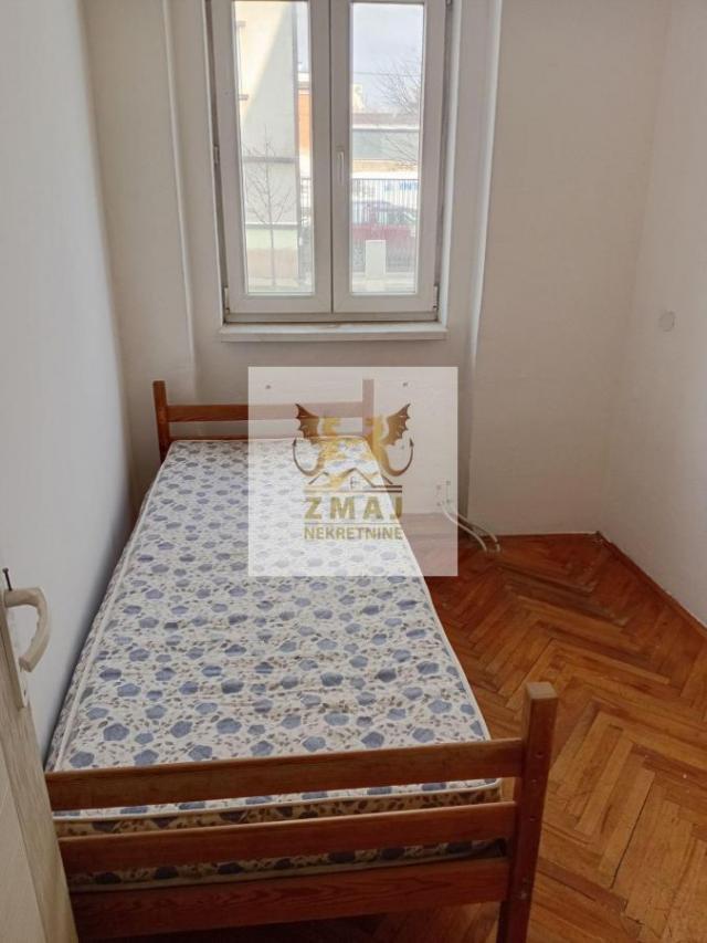 KUCA ZA RADNIKE, MOZE DA PRIMI VECI BROJ LJUDI, PODBARA