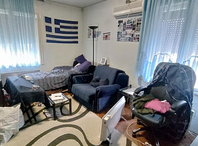 Lion, sam na spratu, trostran, mogućnost 2 spavaće sobe .. 