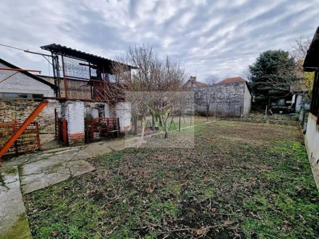 Sombor – dve kuće na jednom placu, 147m2, Mlake