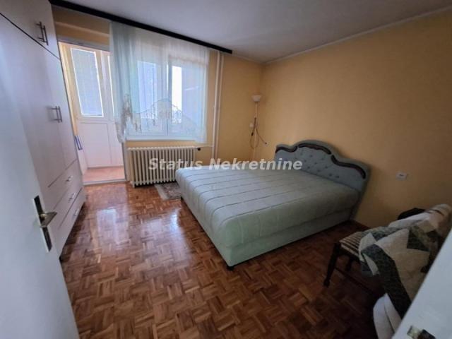 RENOVIRAN DVOSOBAN STAN 51M2 LIMAN 1 KOD FAKULTETA 350EU