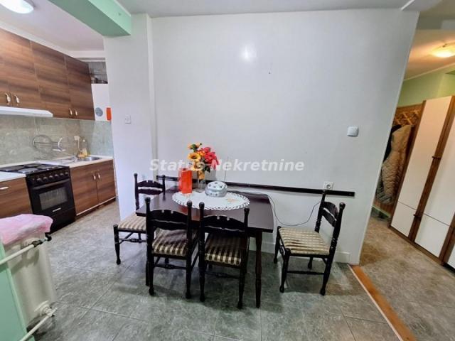 RENOVIRAN DVOSOBAN STAN 51M2 LIMAN 1 KOD FAKULTETA 350EU