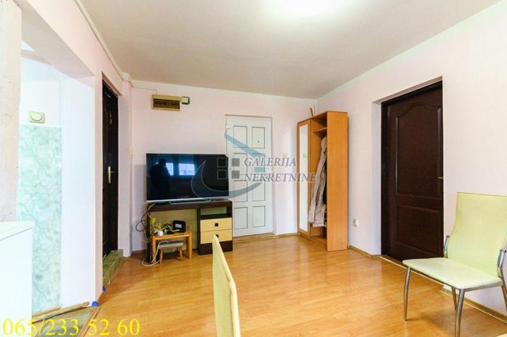 Zvezdara, Đeram pijaca - Đakovačka 37m2